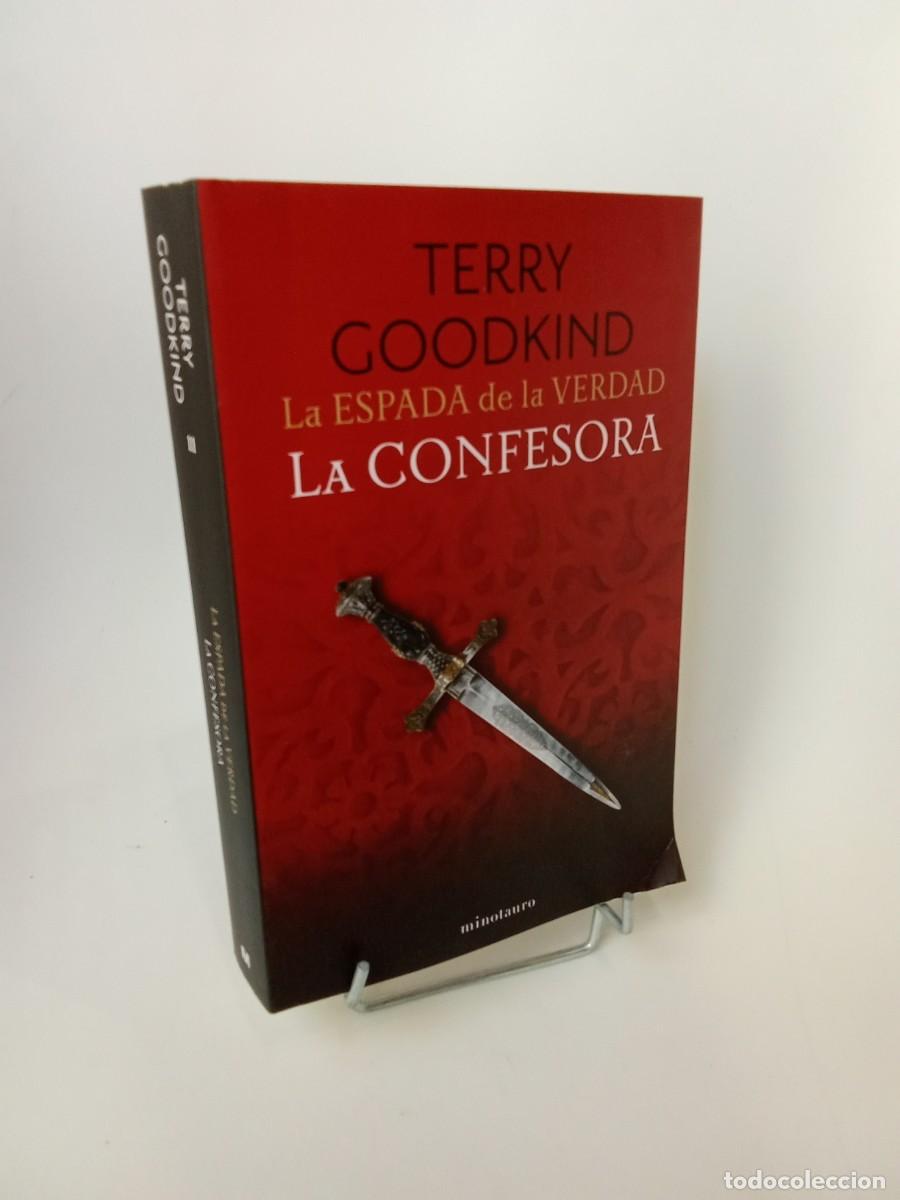 Libros de segunda mano: Terry Goodkind. La Espada de la Verdad. La confesora