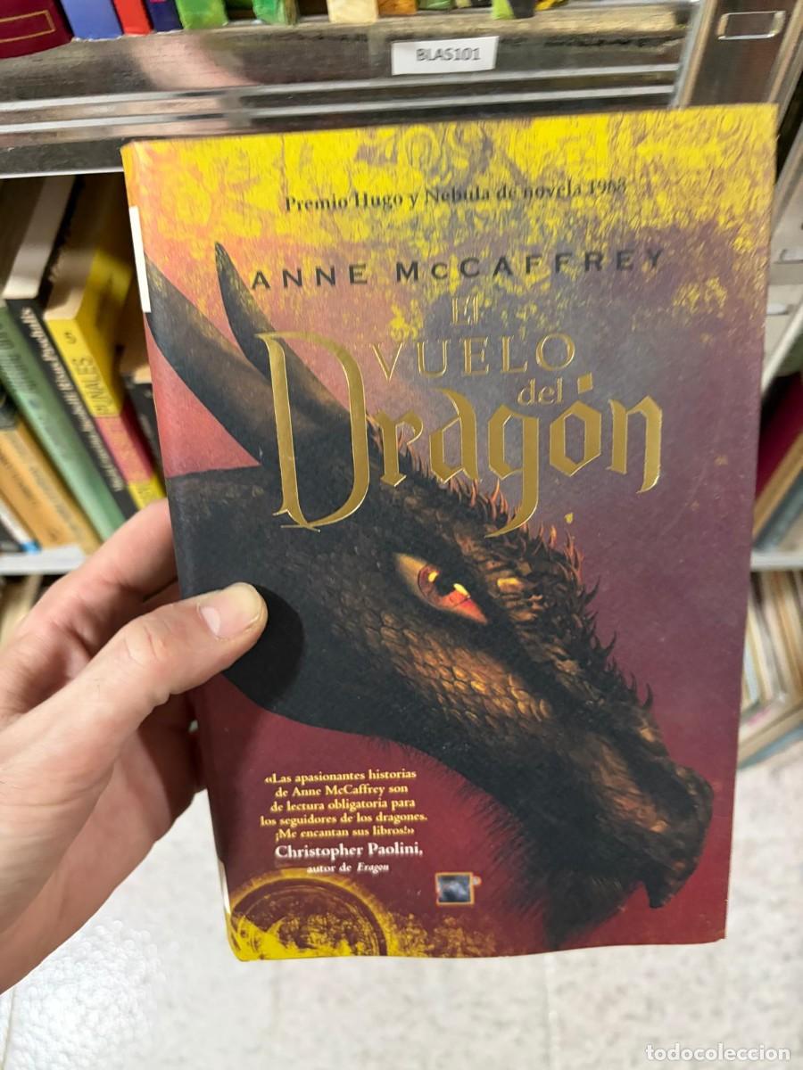 Libros de segunda mano: BLAS101 EL VUELO DEL DRAG&Oacute;N Anne McCaffrey