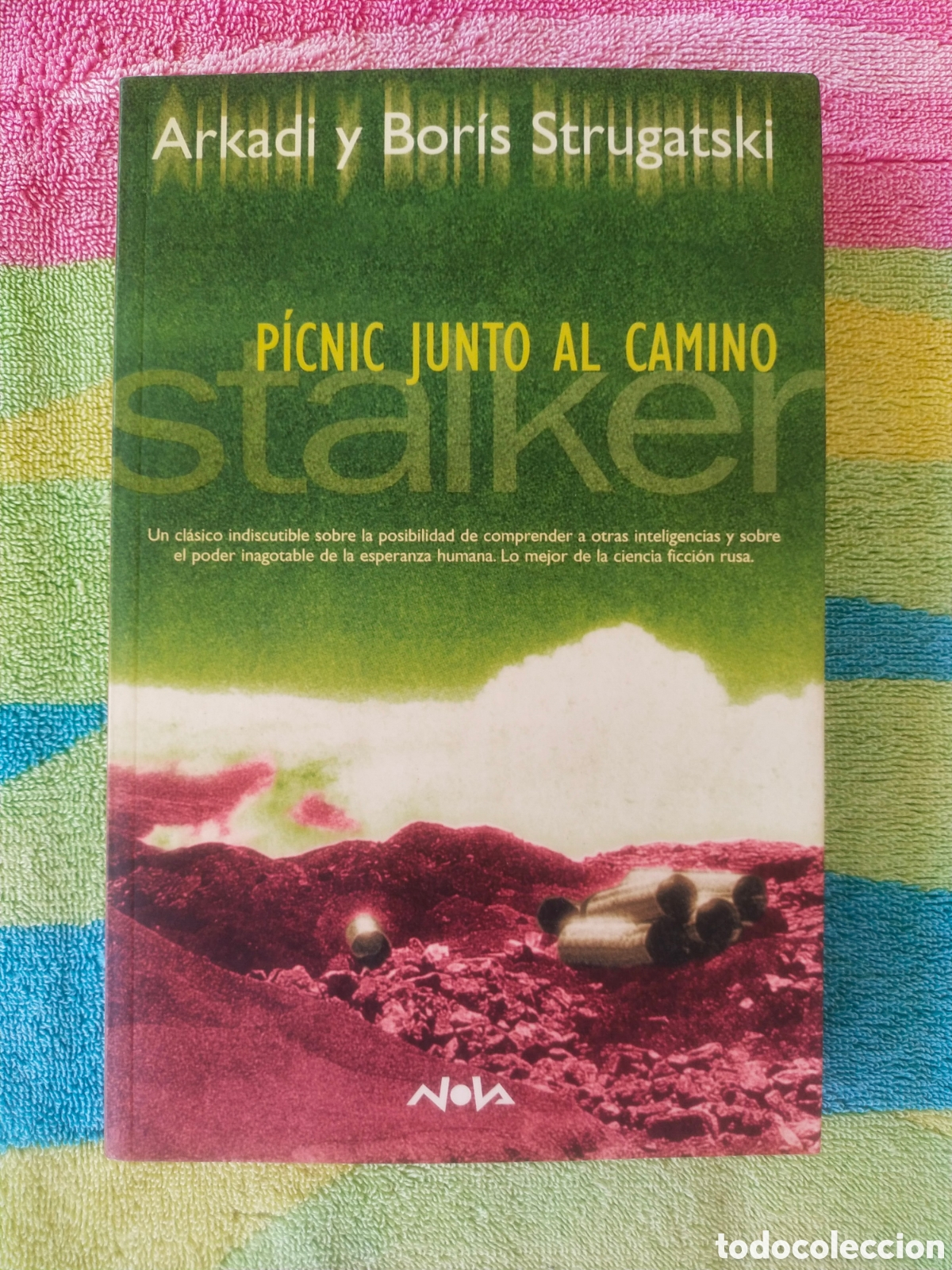 Libros de segunda mano: P&iacute;cnic junto al camino Stalker Arkadi y Bor&iacute;s Strugatski Ediciones B Nova Descatalogado