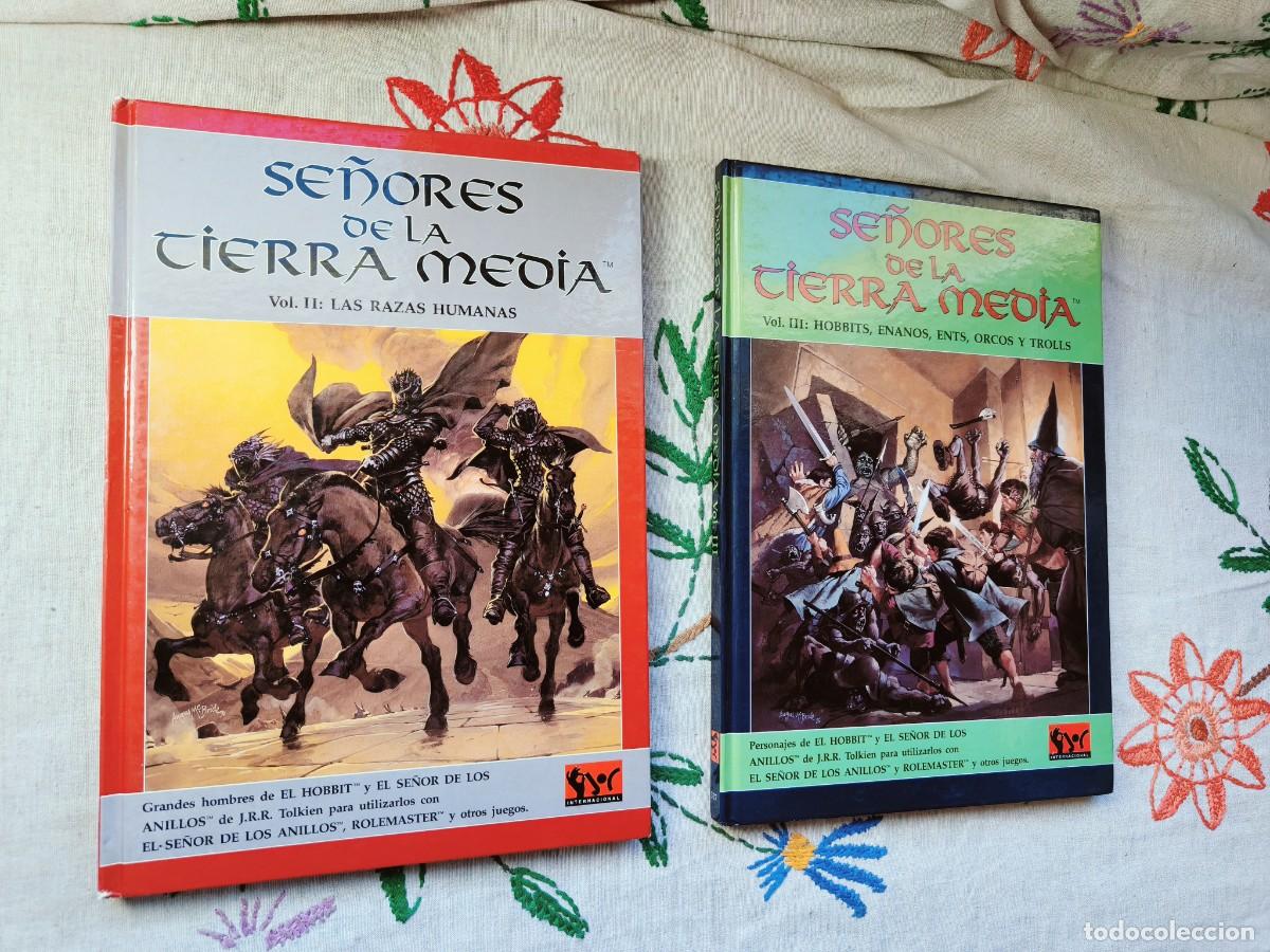 Libros de segunda mano: Se&ntilde;ores Tierra Media. Vols. 2: Las razas humanas y 3 Hobbits, enanos, ents, orcos y trolls. Joc.
