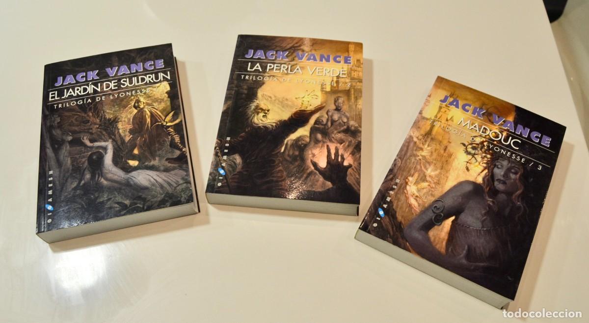 Libros de segunda mano: Jack Vance. Trilog&iacute;a de Lyonesse. Editorial Gigamesh. 2004. Muy buen estado.
