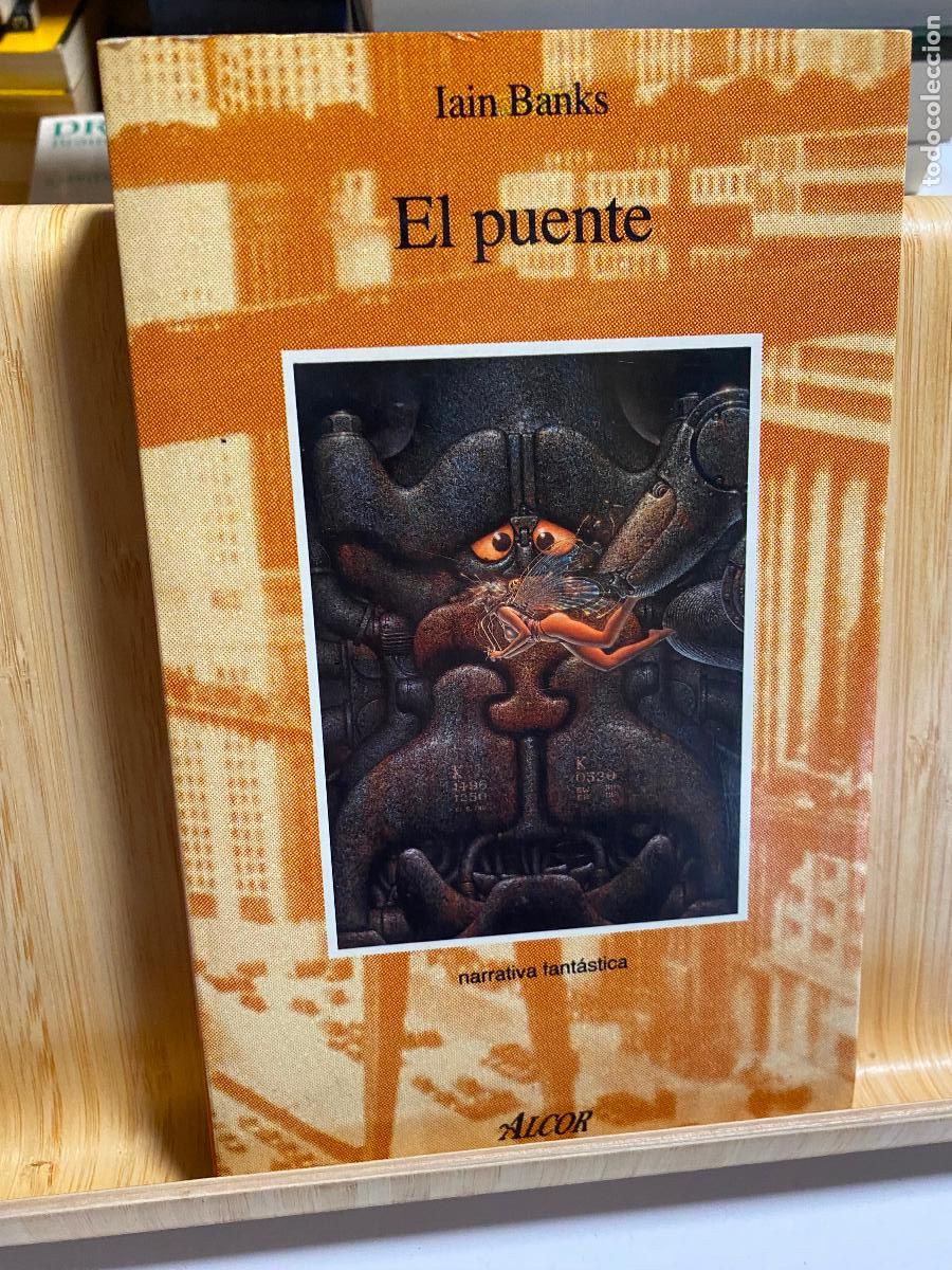 Libros de segunda mano: EL PUENTE. IAIN BANKS. EDITORIAL MART&Iacute;NEZ ROCA