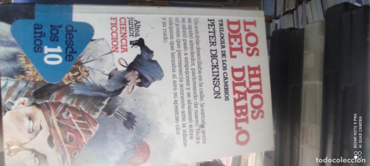 Libros de segunda mano: Los hijos del diablo : [trilog&iacute;a de los cambios] / Peter Dickinson ; ilustraciones de Tino Gatag&aacute;n