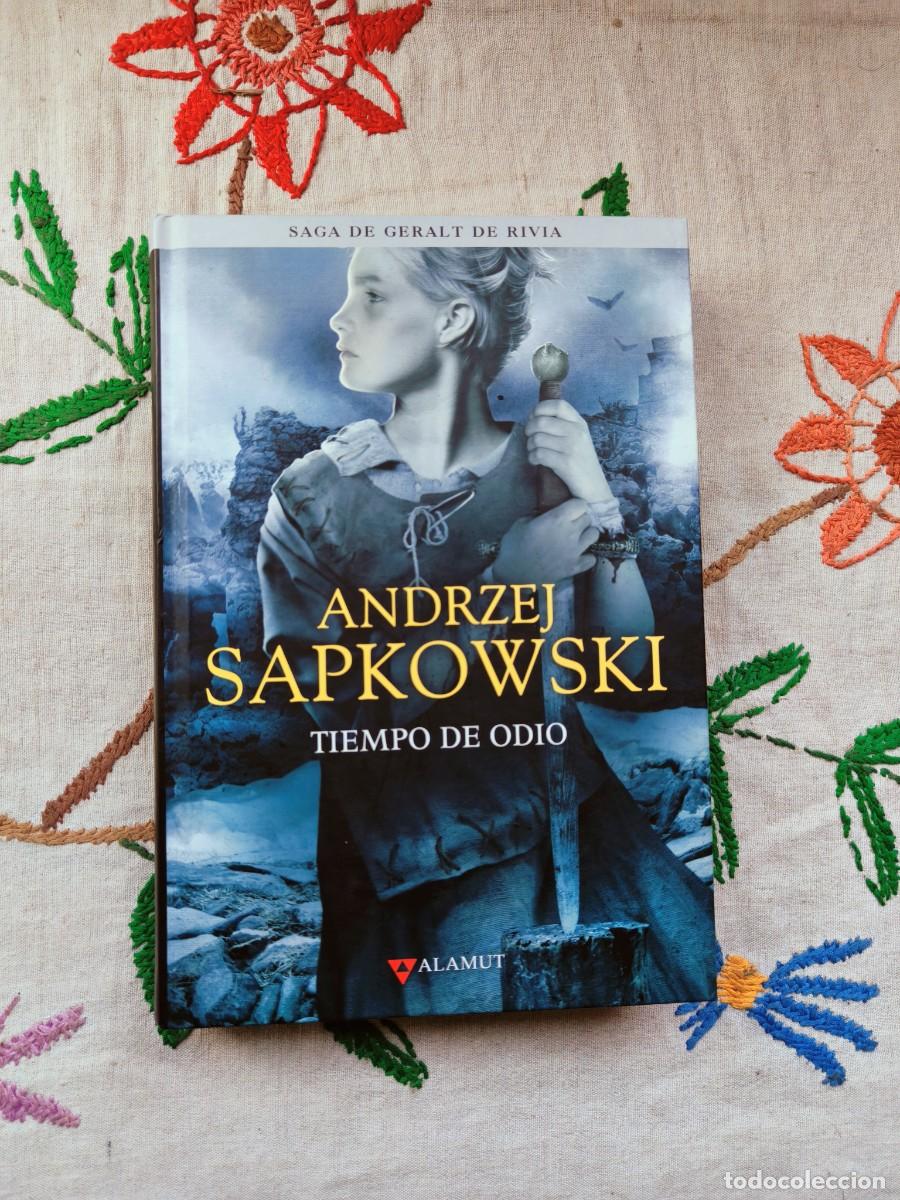 Livres d'occasion: Tiempo de Odio. Saga Geralt de Rivia 4. Andrzej Sapkowski. Editorial Alamut. Tapa dura. The Witcher.