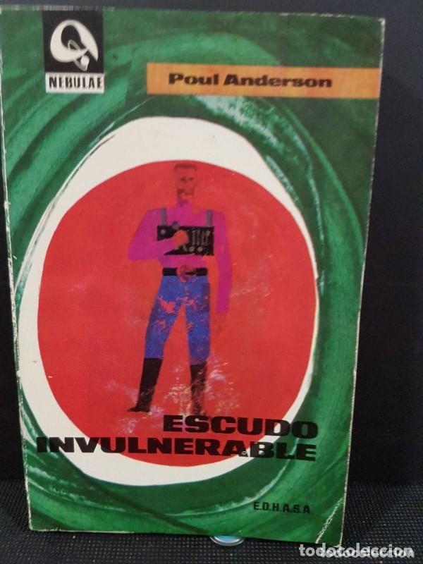 Livres d'occasion: Escudo invulnerable - Poul Anderson - Edhasa - Nebulae, 112