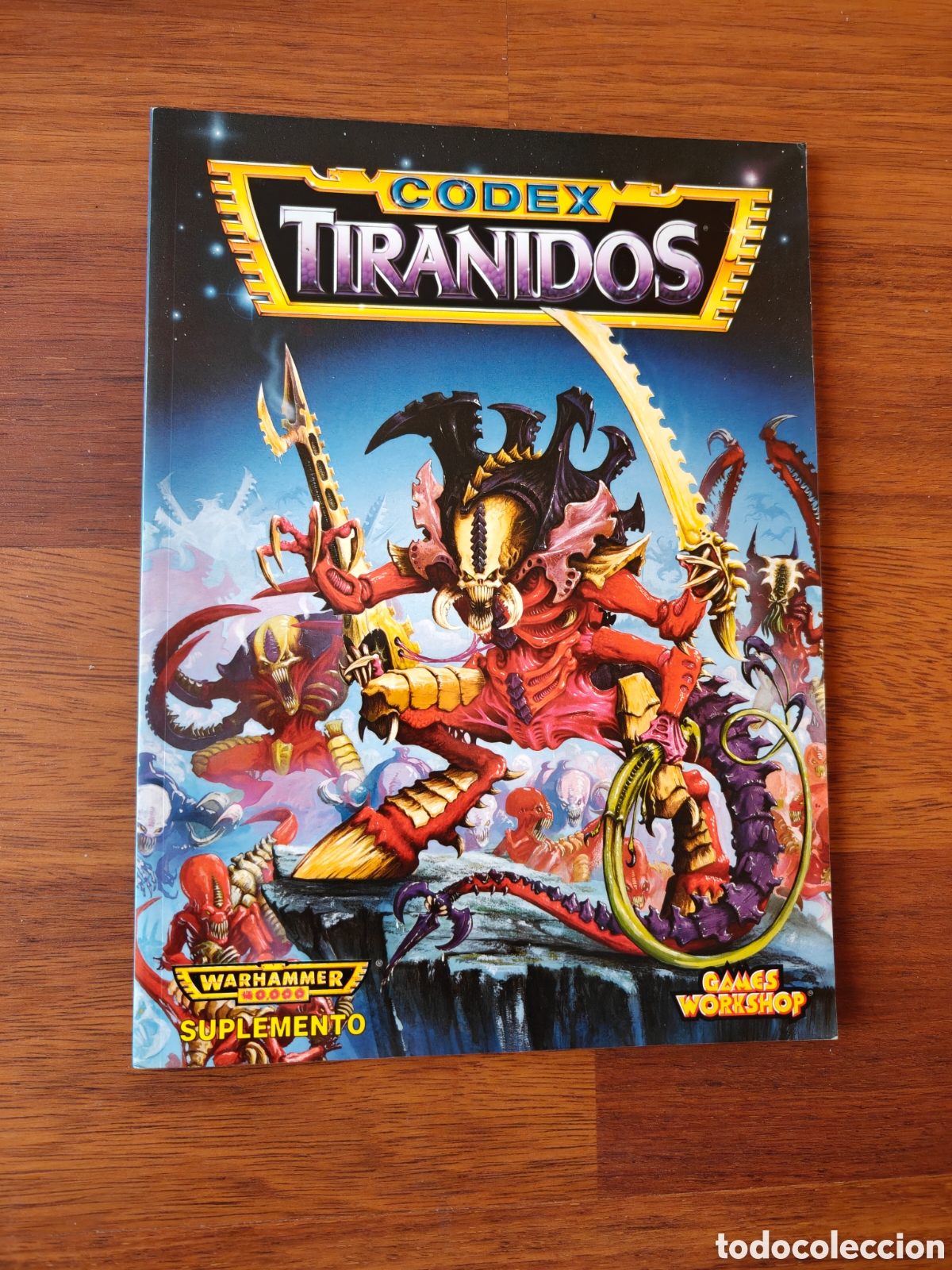 Libri di seconda mano: Codex Tir&aacute;nidos. Ej&eacute;rcitos Warhammer 40.000. Suplemento. Games Workshop.