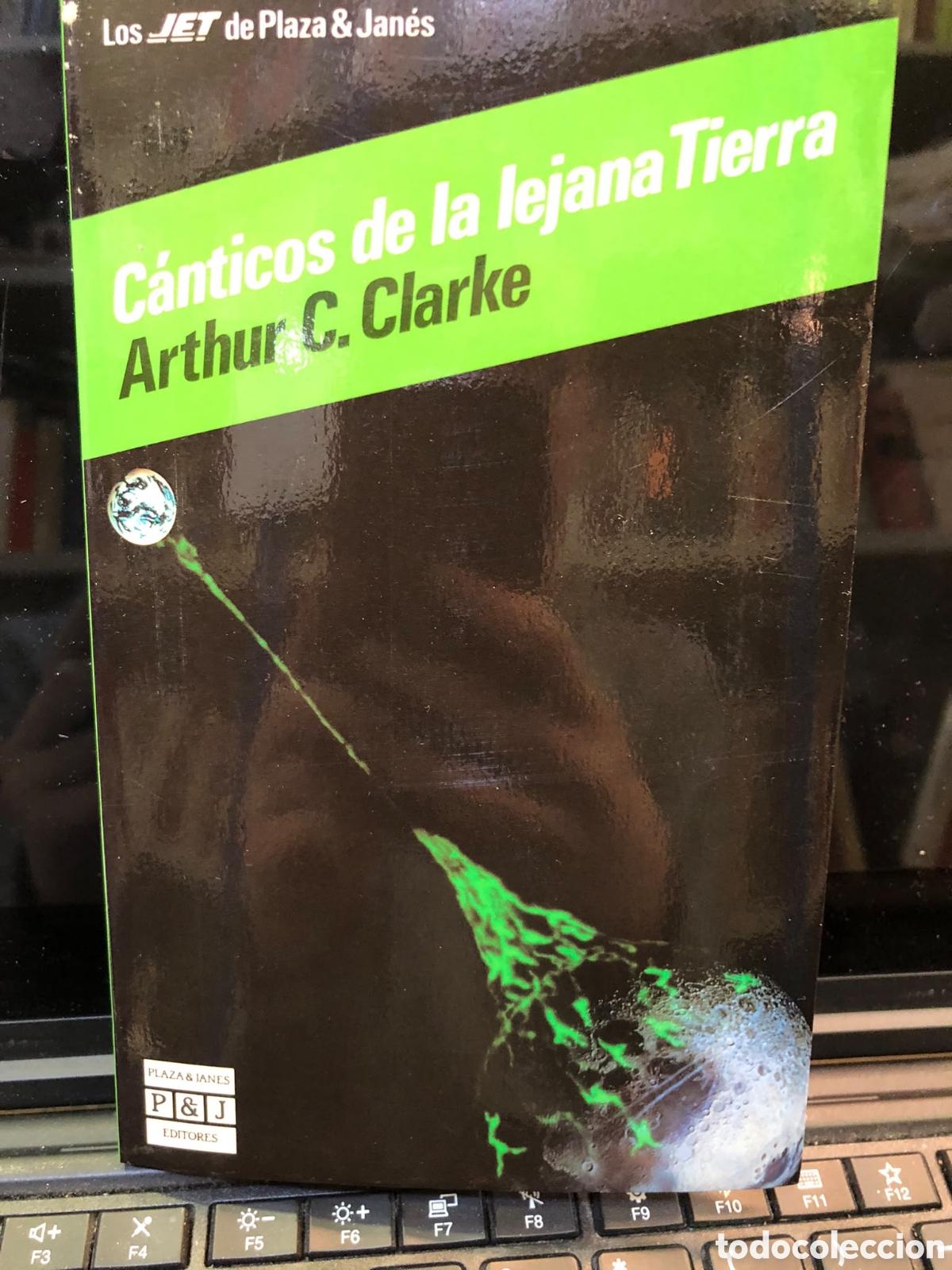 Gebrauchte B&uuml;cher: C&aacute;nticos de la lejana Tierra - Arthur C. Clarke