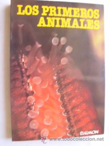 Libros de segunda mano: LOS PRIMEROS ANIMALES.  BURTON, Maurice. 1973 - Foto 1