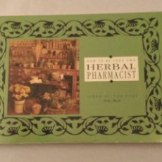 Libros de segunda mano: HERBAL PHARMACIST POR LINDARECTOR
