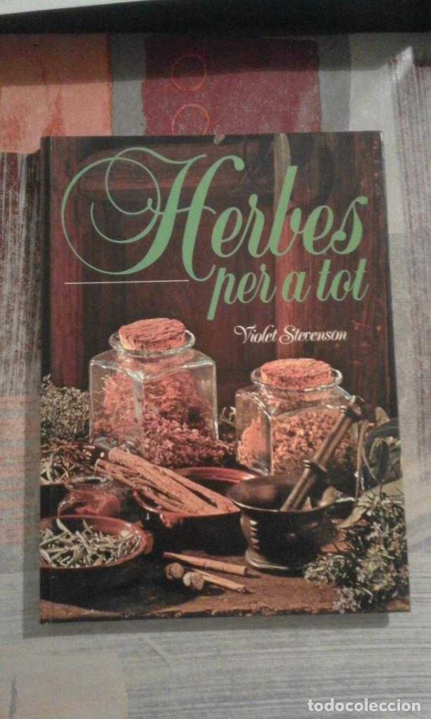 Libros de segunda mano: Herbes per a tot - Violet Stevenson - 1981 - Foto 1