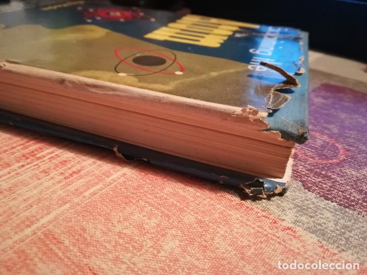 Libros de segunda mano de ciencias: Explaining the atom - Selig Hecht - 1947 - en ingl&eacute;s - Foto 10