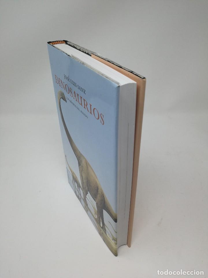 Libros de segunda mano: Dinosaurios. Los se&ntilde;ores del Pasado Jos&eacute; Luis Sanz. Mart&iacute;nez Roca. - Foto 3