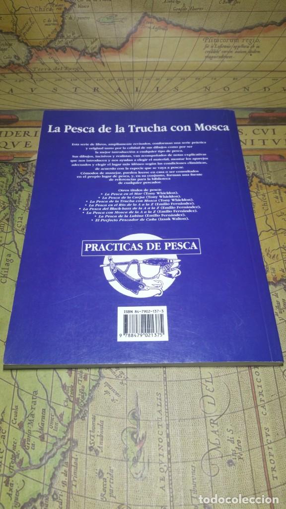 Libros de segunda mano: LA PESCA DE LA TRUCHA CON MOSCA. TONY WHIELDON. PR&Aacute;CTICAS DE PESCA. TUTOR 1995. - Foto 4