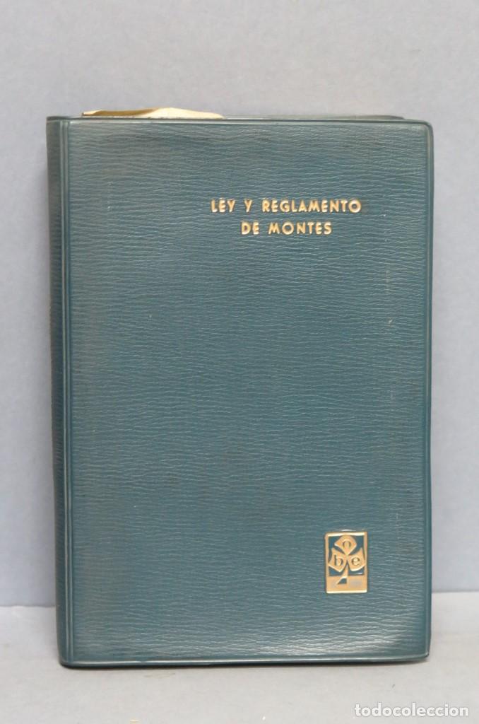 Libros de segunda mano: LEY Y REGLAMENTO DE MONTES. 1962 - Foto 1
