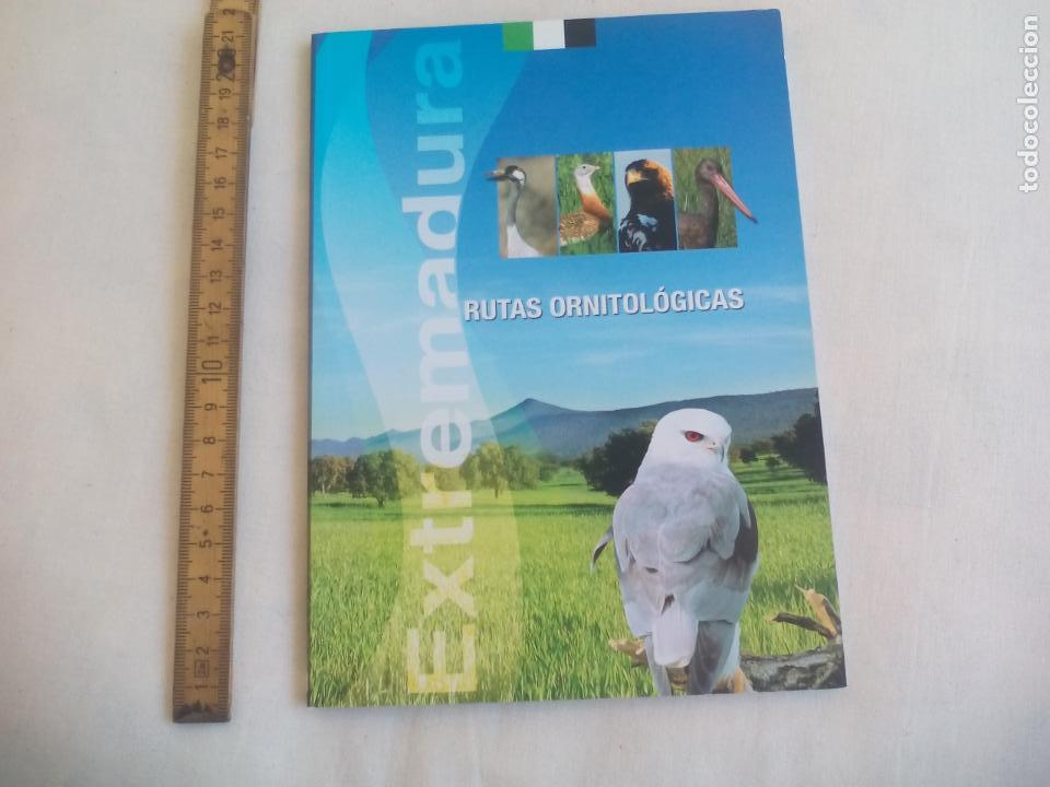 Libros de segunda mano: RUTAS ORNITOLOGICAS EXTREMADURA. 2009 AVES - Foto 1