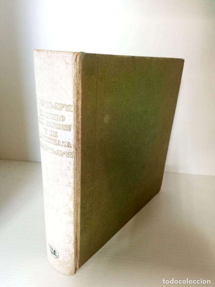 Libros de segunda mano: EL LIBRO DEL JARDIN Y DE LA TERRAZA. 1970. EDICIONES READER&acute;S DIGEST. - Foto 1