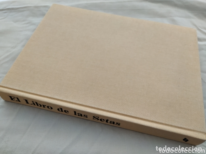 Libros de segunda mano: El libro de las setas. Susaeta. 1989 - Foto 1