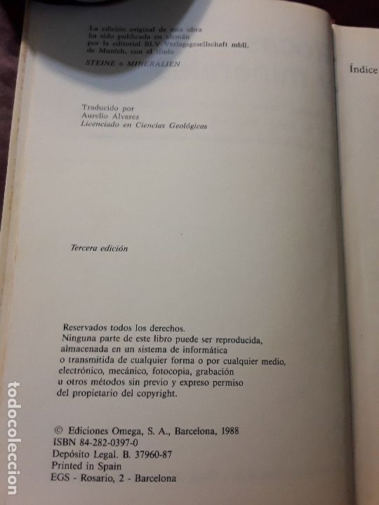 Libros de segunda mano: Rocas y minerales, de Walter Schumann. Omega, 1998. - Foto 4