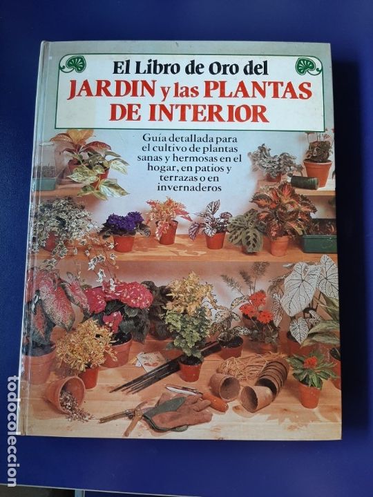 Libros de segunda mano: El libro de oro del jard&iacute;n y las plantas de interior 1984 - Foto 1