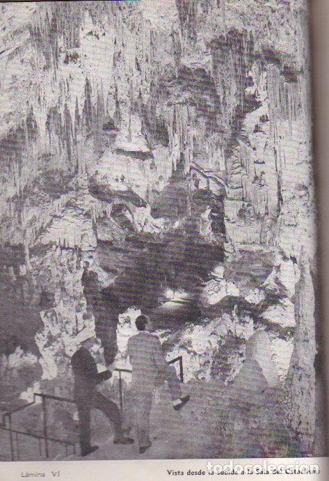 Libros de segunda mano: La cueva de Nerja / Sime&oacute;n Gim&eacute;nez Reyna - 1964 - Foto 2