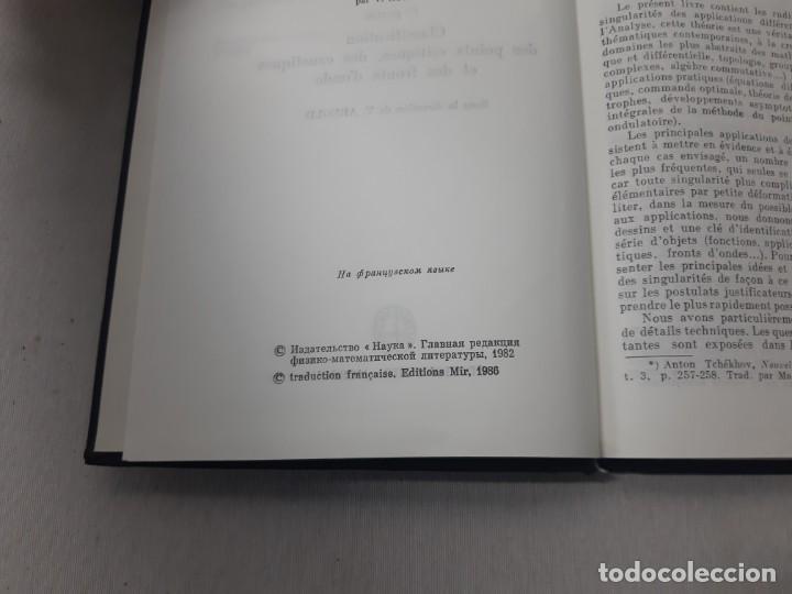 Libros de segunda mano de ciencias: Singularit&eacute;s des applications differ&eacute;ntiables 1&ordm; partie Classification des points critiques, des cau - Foto 5