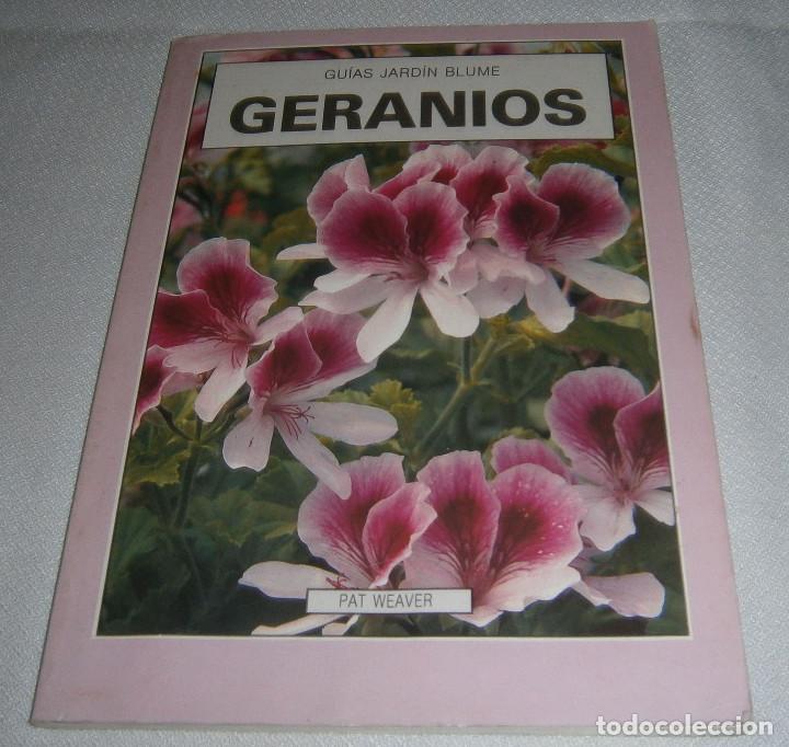 Libros de segunda mano: guias jardin Blume  Geranios - Foto 1