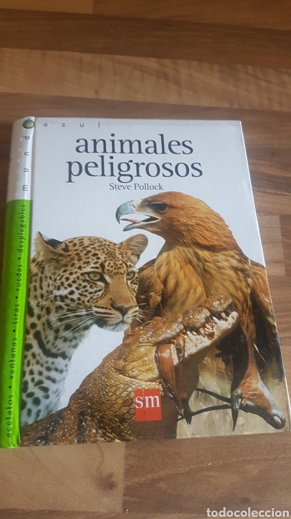 Libros de segunda mano: animales peligrosos SM desplegable - Foto 1