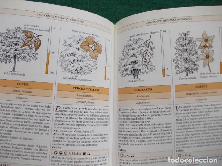 Libros de segunda mano: MANUAL DE ARBOLES DE JARD&Iacute;N - Foto 2