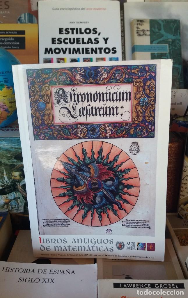 Libri di seconda mano: LIBROS ANTIGUOS DE MATEMATICAS. 2000 A&Ntilde;O MUNDIAL DE LAS MATEMATICAS COMITE DE MADRID UNIVERSIDAD COM