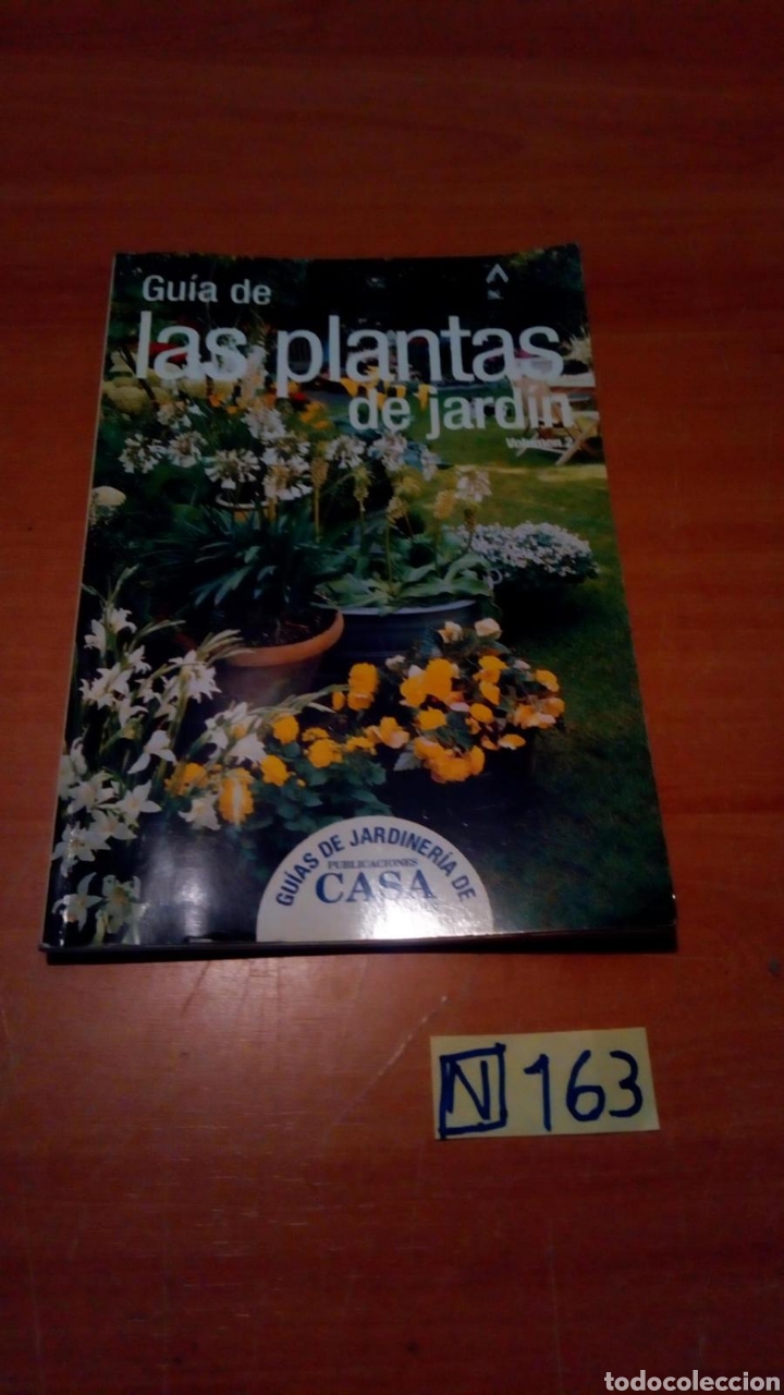 Libros de segunda mano: Gu&iacute;a De Las Plantas De Jard&iacute;n - Foto 1