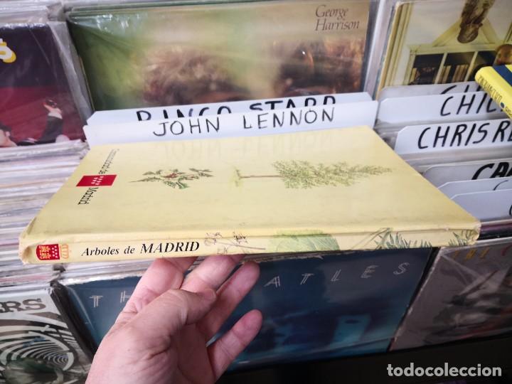 Libros de segunda mano: &Aacute;rboles de Madrid , Antonio L&oacute;pez Lillo - Foto 2