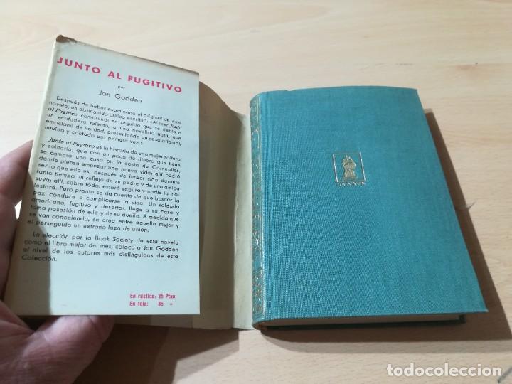 Libros de segunda mano: JUNTO AL FUGITIVO / JON GODDEN / LA NAVE / CONS-110 - Foto 3