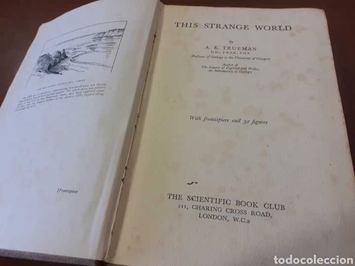 Libros de segunda mano: This strange world, A. E. Trueman. ingl&eacute;s, sin fecha. C.1950 - Foto 1