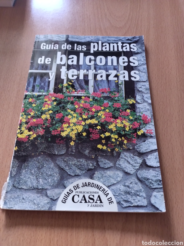 Libros de segunda mano: Gu&iacute;a de las plantas de balcones y terrazas - Foto 1