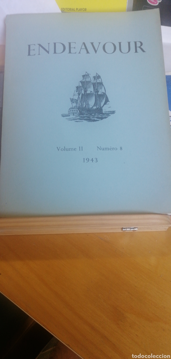 Gebrauchte B&uuml;cher der Wissenschaften: Endeavour. Vol II Oct 1943. Les DEbus d L&Aacute;lchimie en Chine En Frances