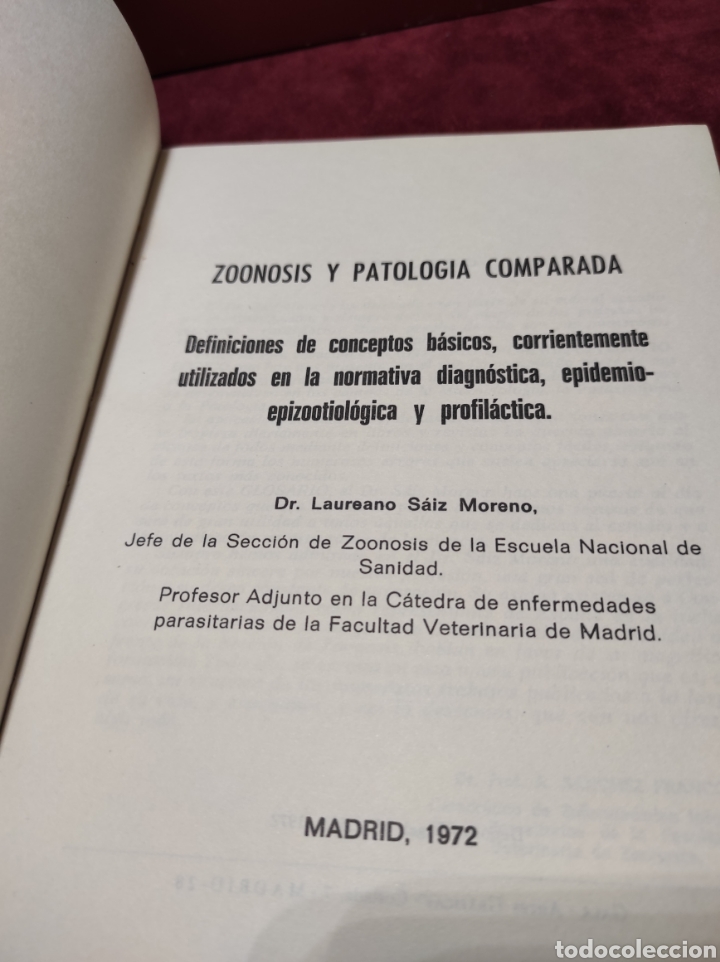 Libros de segunda mano de ciencias: ZOONOSIS Y PATOLOG&Iacute;A COMPARADA 1972 - Foto 2