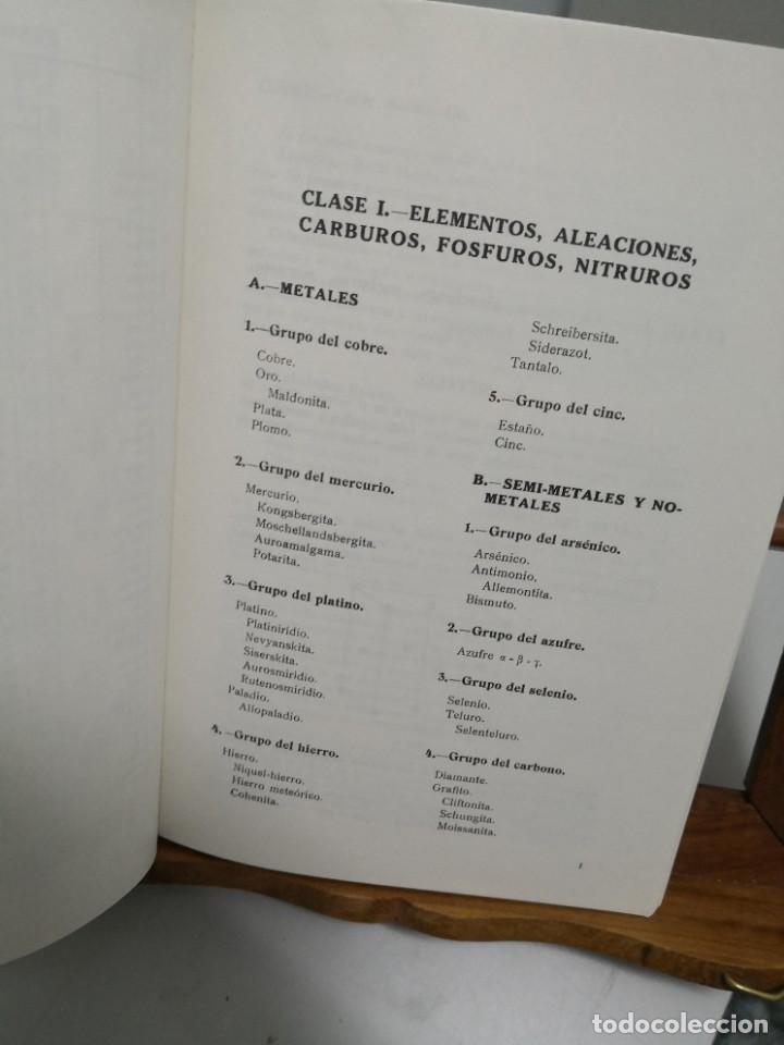 Libros de segunda mano: Mineralog&iacute;a descriptiva tomo 1 CSIC MADRID 1973 - Foto 5