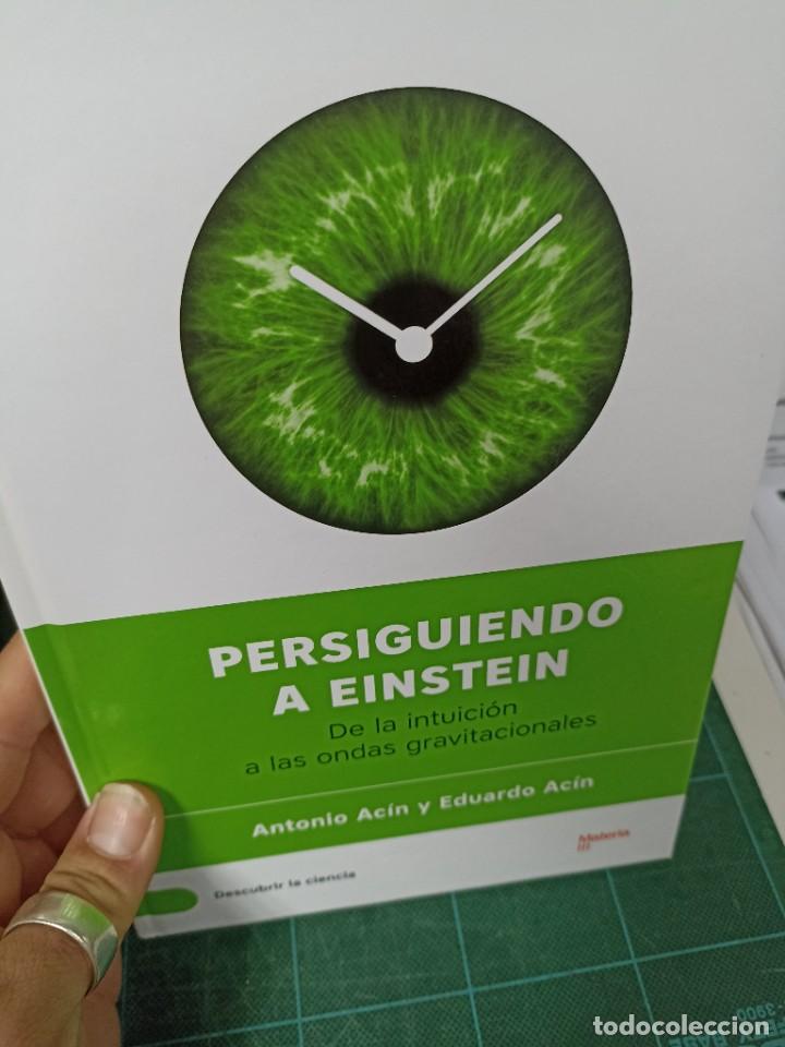 Libros de segunda mano de ciencias: A. Acin/ E. Acin. Persiguiendo a Einstein - Foto 1