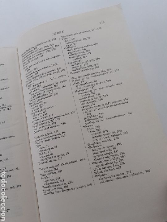 Libros de segunda mano de ciencias: Electrical measurements and measuring instruments, E. W. Golding, 4a edici&oacute;n, 1961 ingl&eacute;s - Foto 21