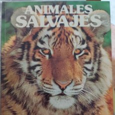 Libros de segunda mano: ANIMALES SALVAJES LA NATURALEZA EDICIONES CASTELL. Lote 349499084