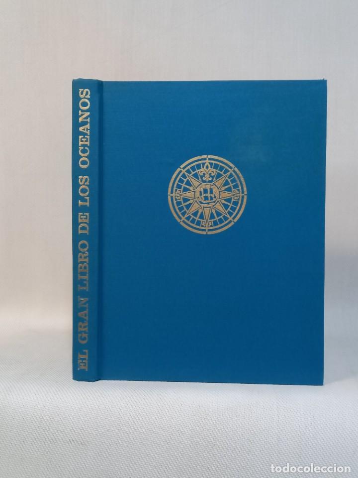 Libros de segunda mano: El gran libro de los Oc&eacute;anos. Selecciones del Readers Digest. 1971. - Foto 1