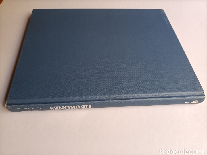 Libros de segunda mano: Tiburones .John D. Stevens . Materia viva 3 - Foto 5