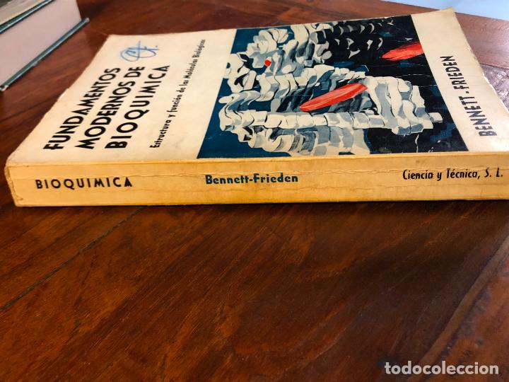 Libros de segunda mano de ciencias: Fundamentos modernos de bioqu&iacute;mica. Estructura y funci&oacute;n de las mol&eacute;culas biol&oacute;gicas Bennett Friede - Foto 2