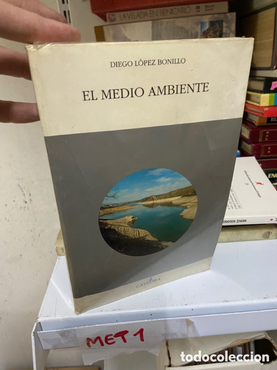 Libros de segunda mano: Caja115. DIEGO L&Oacute;PEZ BONILLO EL MEDIO AMBIENTE - Foto 1