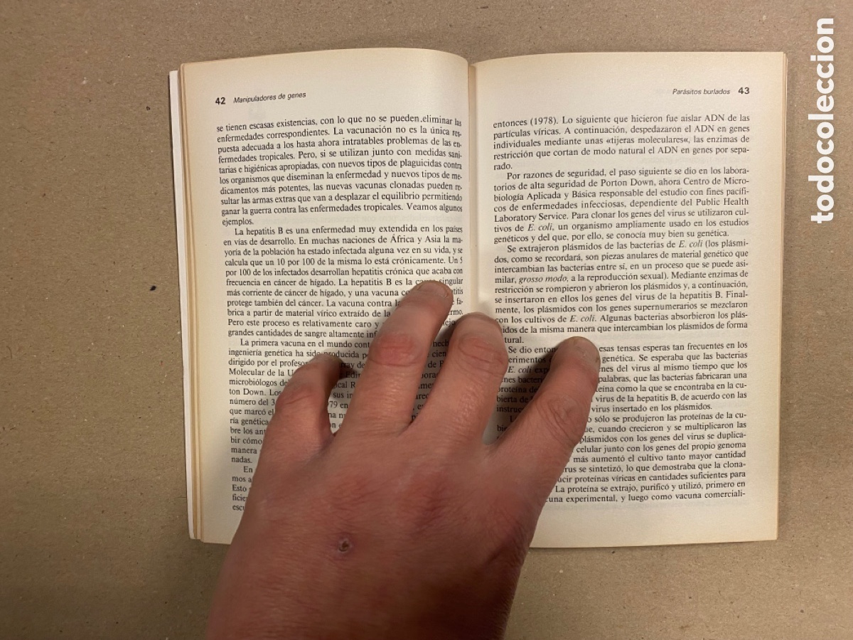 Libros de segunda mano: MANIPULADORES DE GENES. JOHN NEWELL. EDICIONES PIR&Aacute;MIDE 1990. - Foto 4