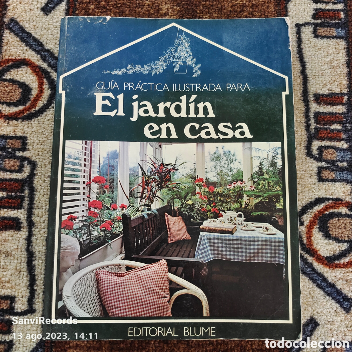 Libros de segunda mano: GU&Iacute;A PR&Aacute;CTICA ILUSTRADA PARA EL JARD&Iacute;N EN CASA (EDITORIAL BLUME) - Foto 1