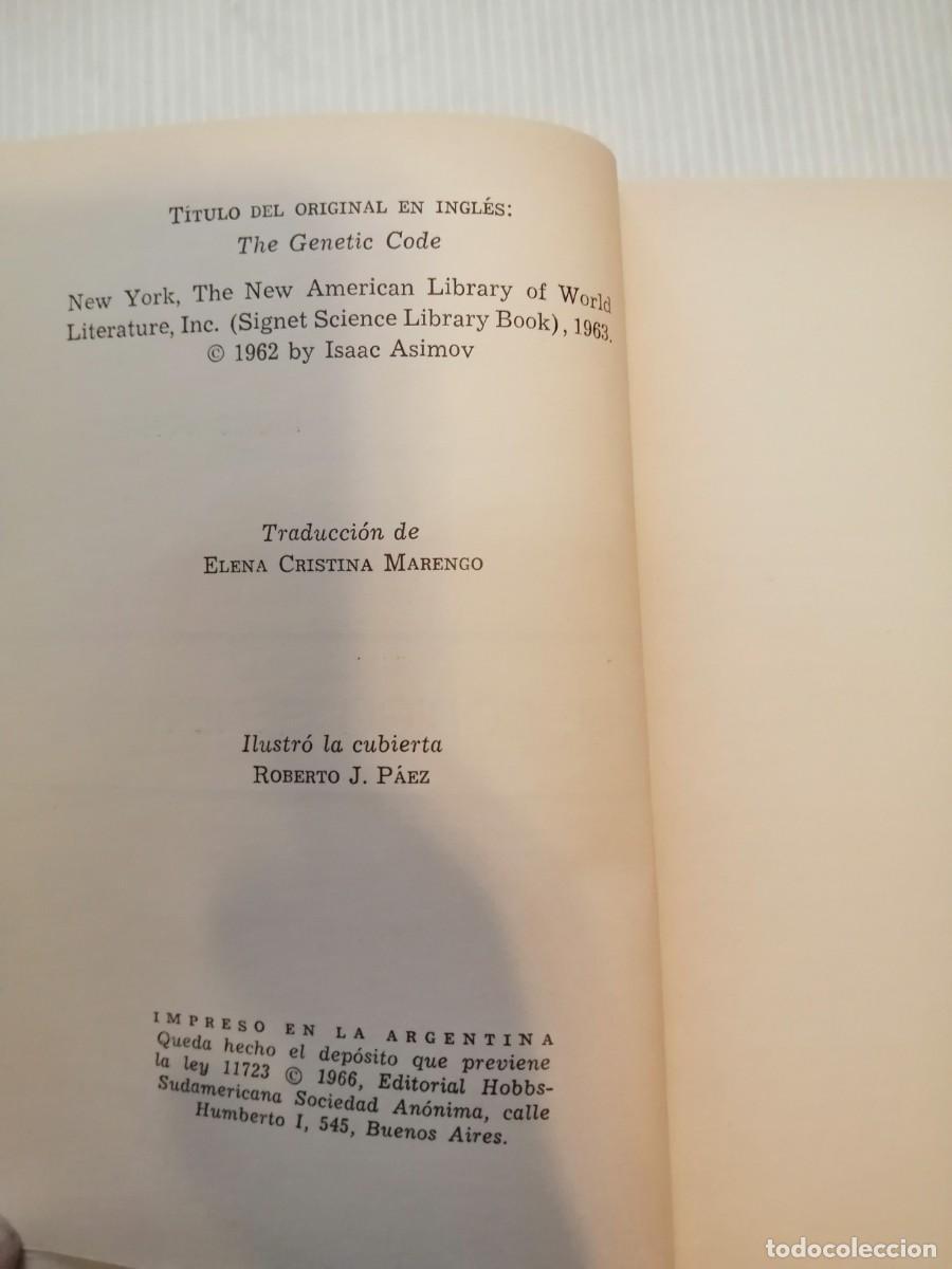 Libros de segunda mano: Isaac Asimov El c&oacute;digo gen&eacute;tico 1&ordf; edici&oacute;n en espa&ntilde;ol - Foto 3