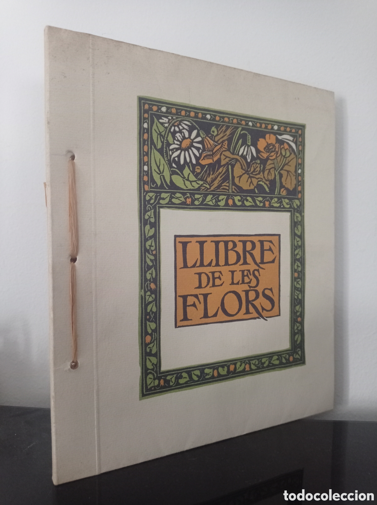 Libros de segunda mano: LLIBRE DE LES FLORS - FACSIMIL 1982 - Foto 1