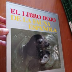 Libros de segunda mano: EL LIBRO ROJO DE LA FAUNA ESPAÑOLA ~ LUIS BLAS INCAFO -PORTES 5,9