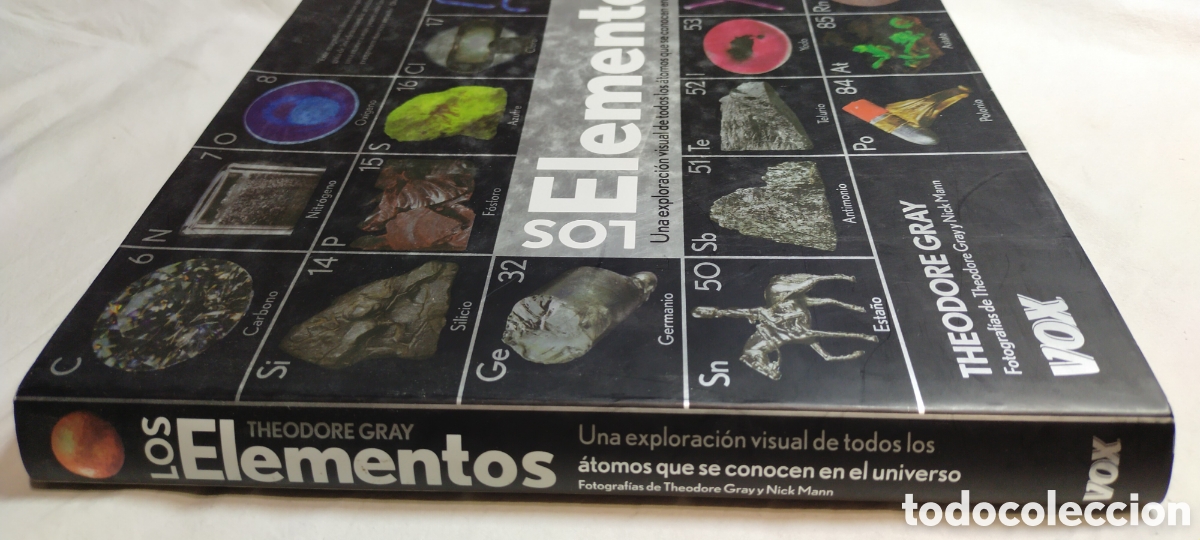 Libros de segunda mano de ciencias: Los elementos. Una exploraci&oacute;n visual de todos los &aacute;tomos que se conocen en el universo. Qu&iacute;mica - Foto 2